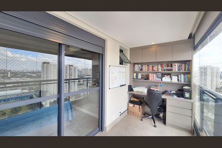Apartamento à venda com 153m², 3 quartos e 3 vagas Apartamento à venda com 153m², 3 quartos e 3 vagasVaranda da Suíte 3