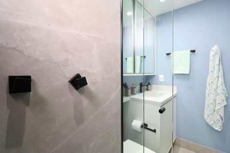 Apartamento à venda com 153m², 3 quartos e 3 vagasBanheiro da Suíte 1