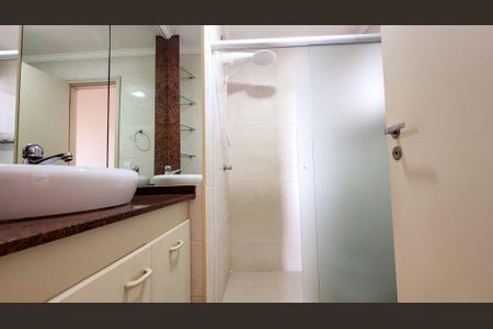 Apartamento para alugar com 82m², 2 quartos e 1 vaga Apartamento para alugar com 82m², 2 quartos e 1 vagaBanheiro