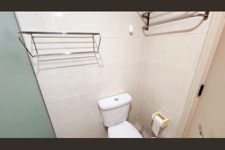 Apartamento para alugar com 82m², 2 quartos e 1 vaga Apartamento para alugar com 82m², 2 quartos e 1 vagaBanheiro