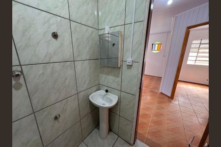 Casa para alugar com 80m², 2 quartos e 1 vaga Casa para alugar com 80m², 2 quartos e 1 vagaBanheiro
