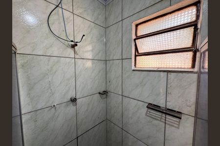 Casa para alugar com 80m², 2 quartos e 1 vaga Casa para alugar com 80m², 2 quartos e 1 vagaBanheiro