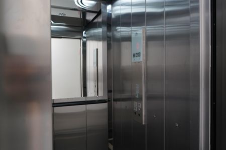 Apartamento à venda com 48m², 2 quartos e sem vagaElevador