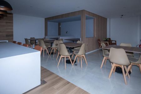 Apartamento para alugar com 34m², 2 quartos e sem vagaÁrea comum - Salão de festas