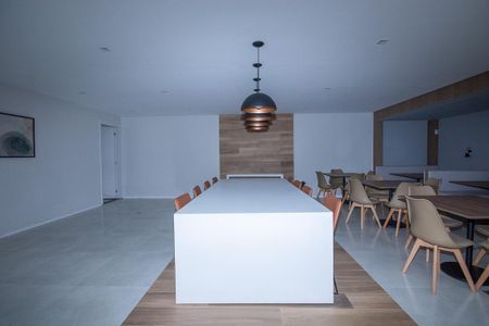 Apartamento para alugar com 34m², 2 quartos e sem vagaÁrea comum - Salão de festas