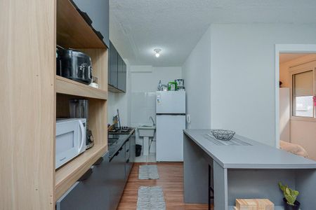 Cozinha de apartamento para alugar com 2 quartos, 34m² em Socorro, São Paulo