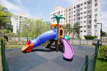 Apartamento para alugar com 48m², 2 quartos e 1 vaga Apartamento para alugar com 48m², 2 quartos e 1 vagaÁrea Comum - Playground