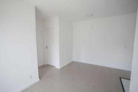 Apartamento para alugar com 48m², 2 quartos e 1 vaga Apartamento para alugar com 48m², 2 quartos e 1 vagaSala