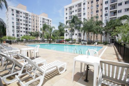 Apartamento para alugar com 48m², 2 quartos e 1 vaga Apartamento para alugar com 48m², 2 quartos e 1 vagaÁrea comum - Piscina