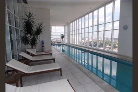 Apartamento à venda com 72m², 2 quartos e 1 vaga