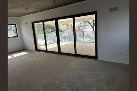 Apartamento à venda com 246m², 4 quartos e 4 vagas