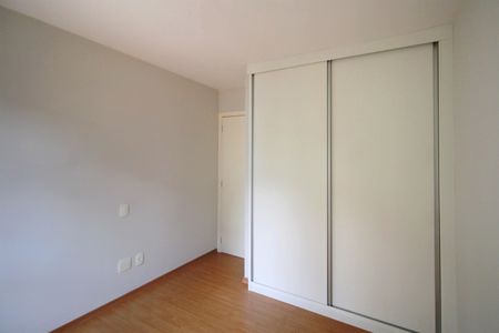 Apartamento à venda com 120m², 4 quartos e 2 vagasQuarto 4