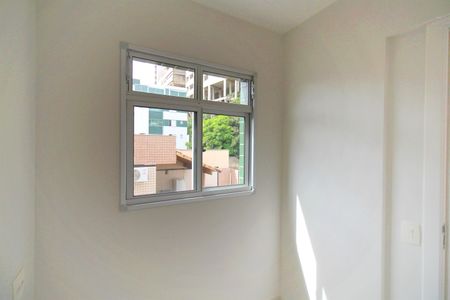 Apartamento à venda com 120m², 4 quartos e 2 vagasQuarto de Serviço