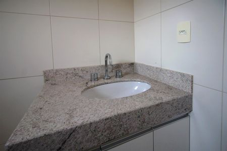 Apartamento à venda com 120m², 4 quartos e 2 vagasBanheiro da Suíte