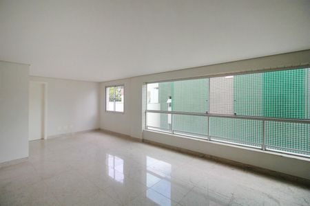 Apartamento à venda com 120m², 4 quartos e 2 vagasSala