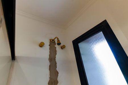 Apartamento à venda com 300m², 4 quartos e 4 vagasBanheiro da Suíte 2 