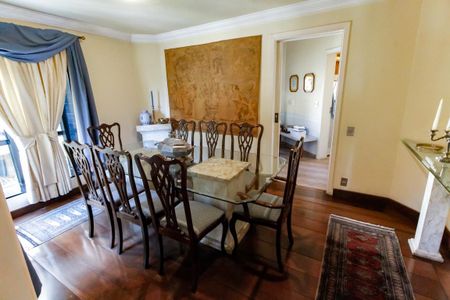 Apartamento à venda com 300m², 4 quartos e 4 vagasSala 3 