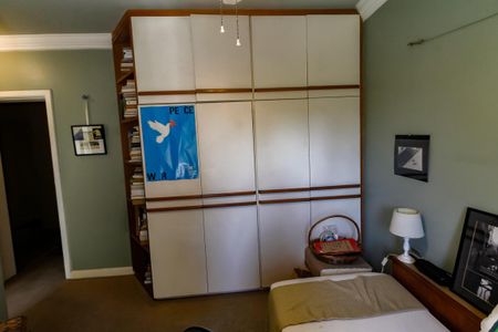 Apartamento à venda com 300m², 4 quartos e 4 vagasSuíte 1 - armários