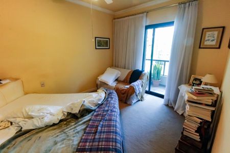 Apartamento à venda com 300m², 4 quartos e 4 vagasSuíte 2