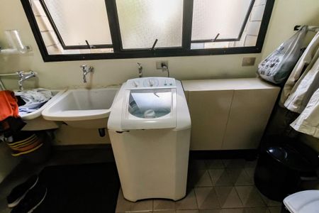 Apartamento à venda com 300m², 4 quartos e 4 vagasDetalhe da area de serviço