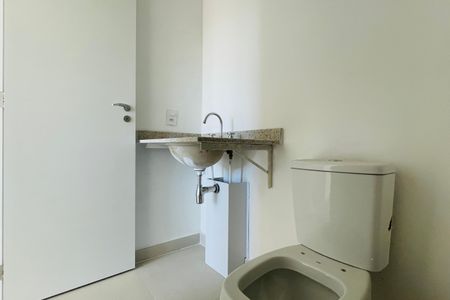 Apartamento à venda com 56m², 2 quartos e 1 vaga Apartamento à venda com 56m², 2 quartos e 1 vagaBanheiro da Suíte