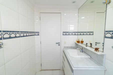 Apartamento à venda com 96m², 3 quartos e 1 vaga Apartamento à venda com 96m², 3 quartos e 1 vagaBanheiro