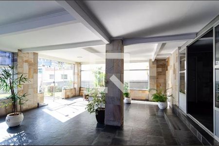 Apartamento à venda com 96m², 3 quartos e 1 vaga Apartamento à venda com 96m², 3 quartos e 1 vagaHall social