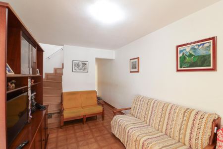 Casa à venda com 181m², 3 quartos e 2 vagasSala