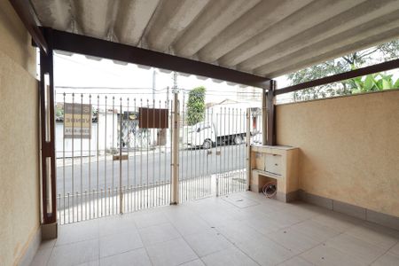 Casa à venda com 181m², 3 quartos e 2 vagasGaragem