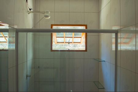 Casa para alugar com 80m², 1 quarto e 4 vagasBanheiro