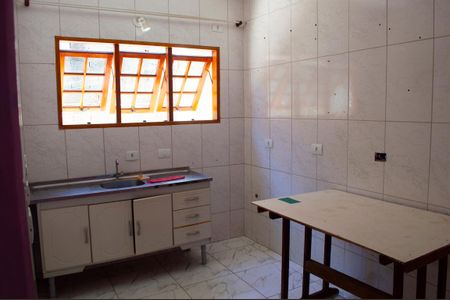 Casa para alugar com 80m², 1 quarto e 4 vagasCozinha