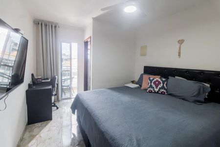 Casa à venda com 150m², 4 quartos e 2 vagas Casa à venda com 150m², 4 quartos e 2 vagasSuite