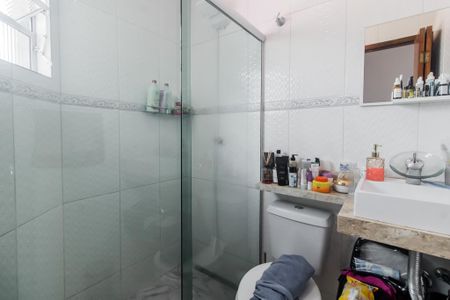 Casa à venda com 150m², 4 quartos e 2 vagas Casa à venda com 150m², 4 quartos e 2 vagasBanheiro da Suíte