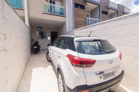 Casa à venda com 150m², 4 quartos e 2 vagas Casa à venda com 150m², 4 quartos e 2 vagasGaragem