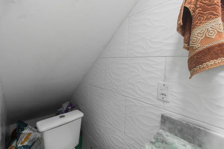 Casa à venda com 150m², 4 quartos e 2 vagas Casa à venda com 150m², 4 quartos e 2 vagasLavabo