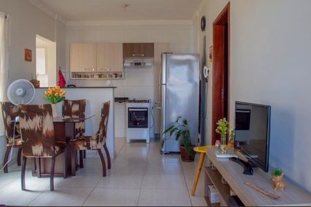 Casa de condomínio para alugar com 48m², 1 quarto e 1 vagaSala