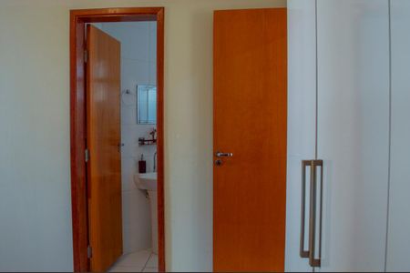 Casa de condomínio para alugar com 48m², 1 quarto e 1 vagaBanheiro