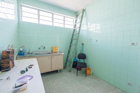 Casa para alugar com 270m², 5 quartos e 6 vagas Casa para alugar com 270m², 5 quartos e 6 vagasCozinha