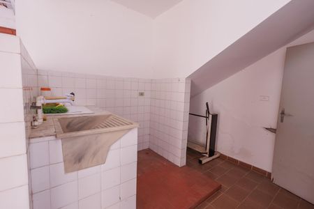 Casa para alugar com 270m², 5 quartos e 6 vagas Casa para alugar com 270m², 5 quartos e 6 vagasÁrea de Serviço