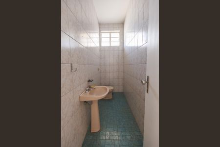 Casa para alugar com 270m², 5 quartos e 6 vagas Casa para alugar com 270m², 5 quartos e 6 vagasLavabo