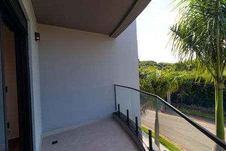 Casa de condomínio à venda com 450m², 4 quartos e 4 vagasSacada da Suíte 03