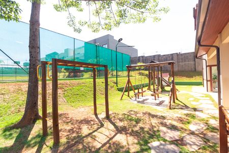 Casa de condomínio à venda com 450m², 4 quartos e 4 vagasÁrea comum - Playground