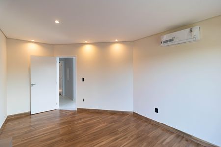 Casa de condomínio à venda com 450m², 4 quartos e 4 vagasSuíte 03