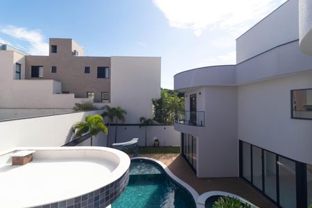 Casa de condomínio à venda com 450m², 4 quartos e 4 vagasVista da Sacada da Suíte 02