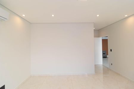 Casa de condomínio à venda com 450m², 4 quartos e 4 vagasSuíte 01