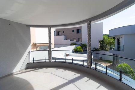 Casa de condomínio à venda com 450m², 4 quartos e 4 vagasSacada da Suíte 02