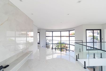 Casa de condomínio à venda com 450m², 4 quartos e 4 vagasSala 2