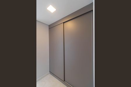 Casa de condomínio à venda com 450m², 4 quartos e 4 vagasCorredor