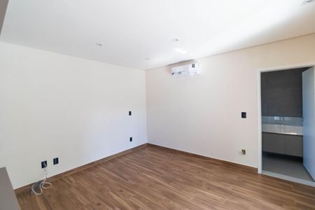 Casa de condomínio à venda com 450m², 4 quartos e 4 vagasSuíte 02