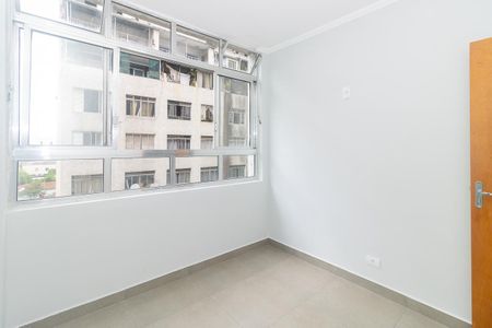 Apartamento à venda com 33m², 1 quarto e sem vagaSala